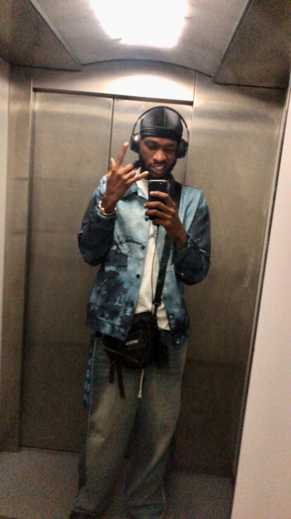 TEA Elevator Selfie 1